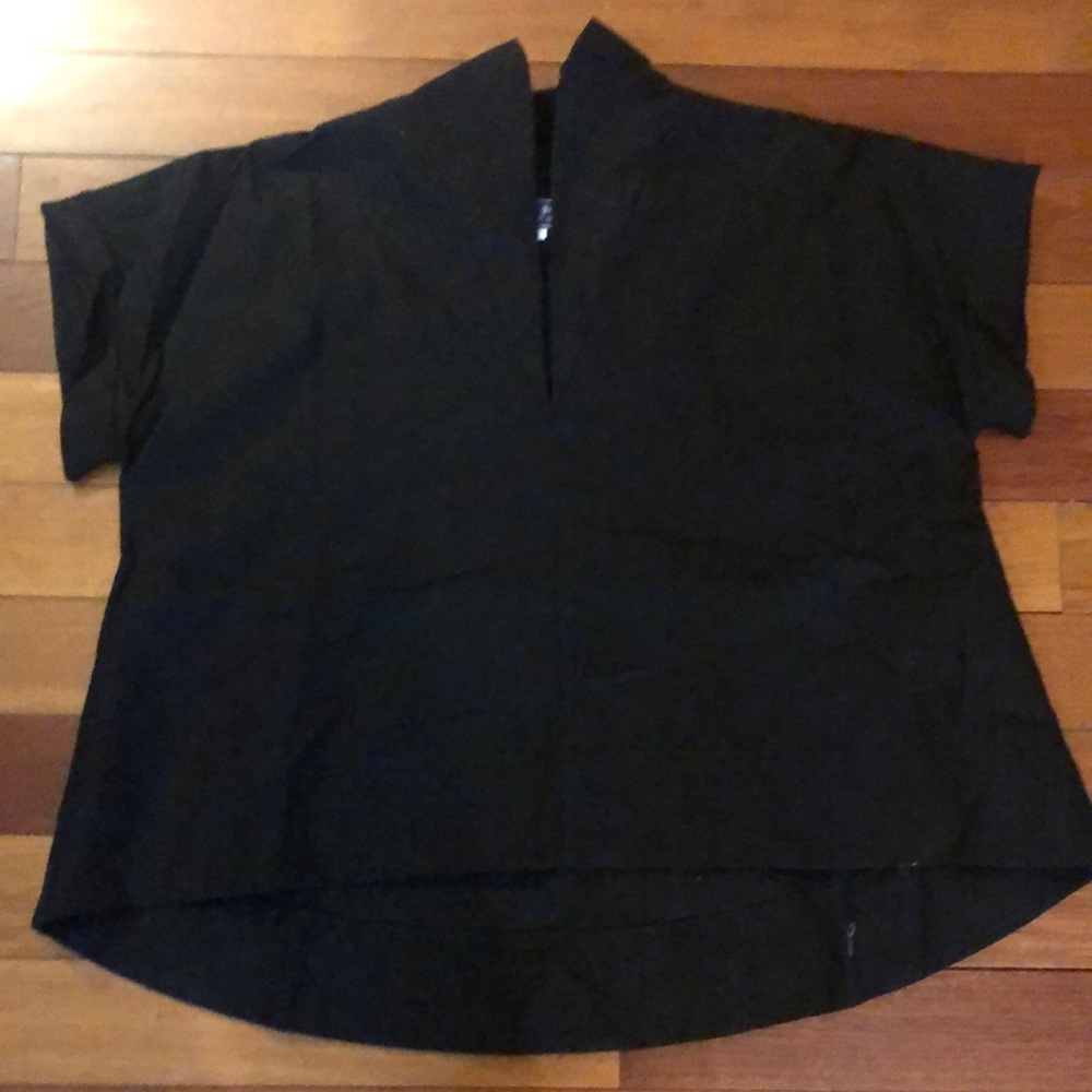 Black hi low top with stand up collar and cap sleeves